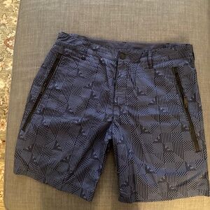 Emporio Armani Geometric Navy/Black Zippered Shorts Size 100% Cotton Size 52